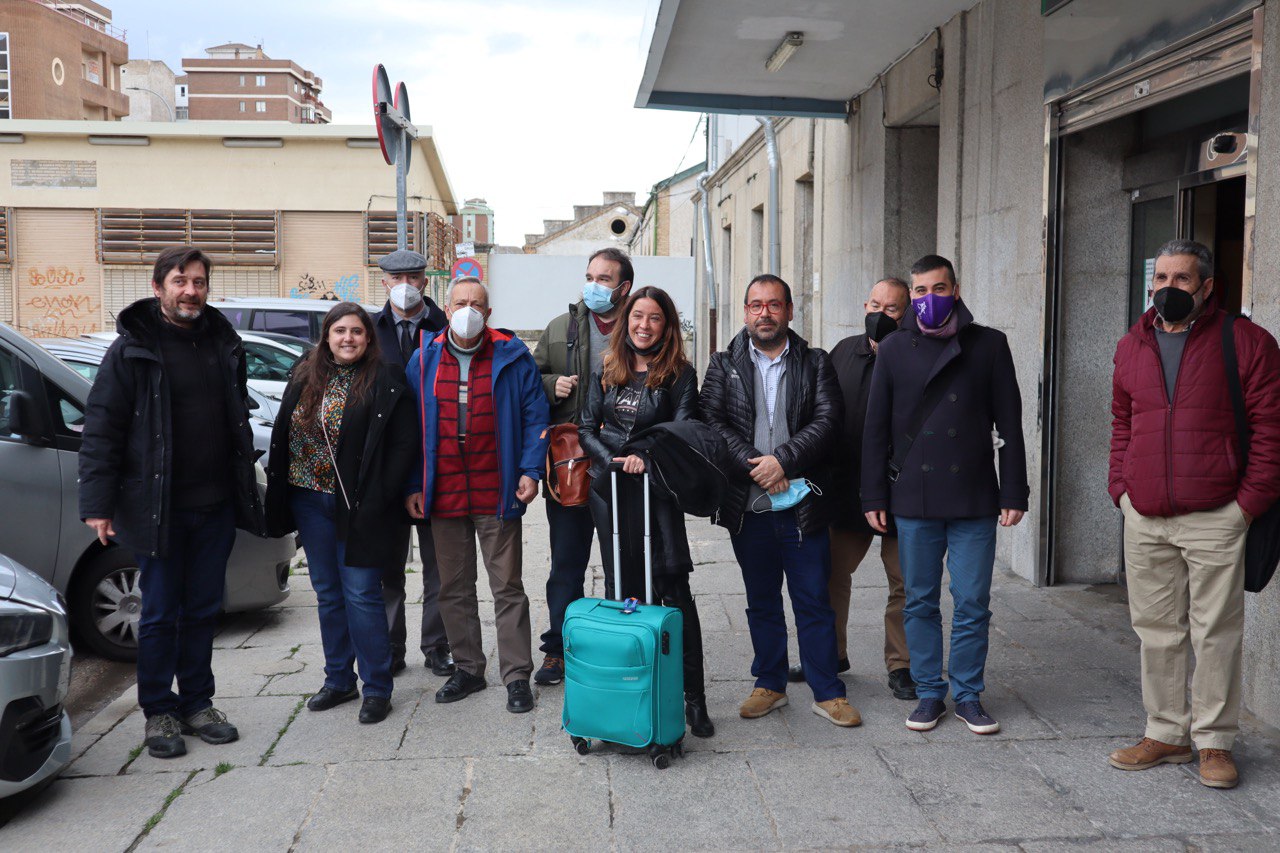 Unidas Podemos inicia una visita de trabajo en tren por las provincias de  Cuenca, Toledo y Valencia para recibir datos y rechazar el proyecto de  suprimir la línea convencional que las une -