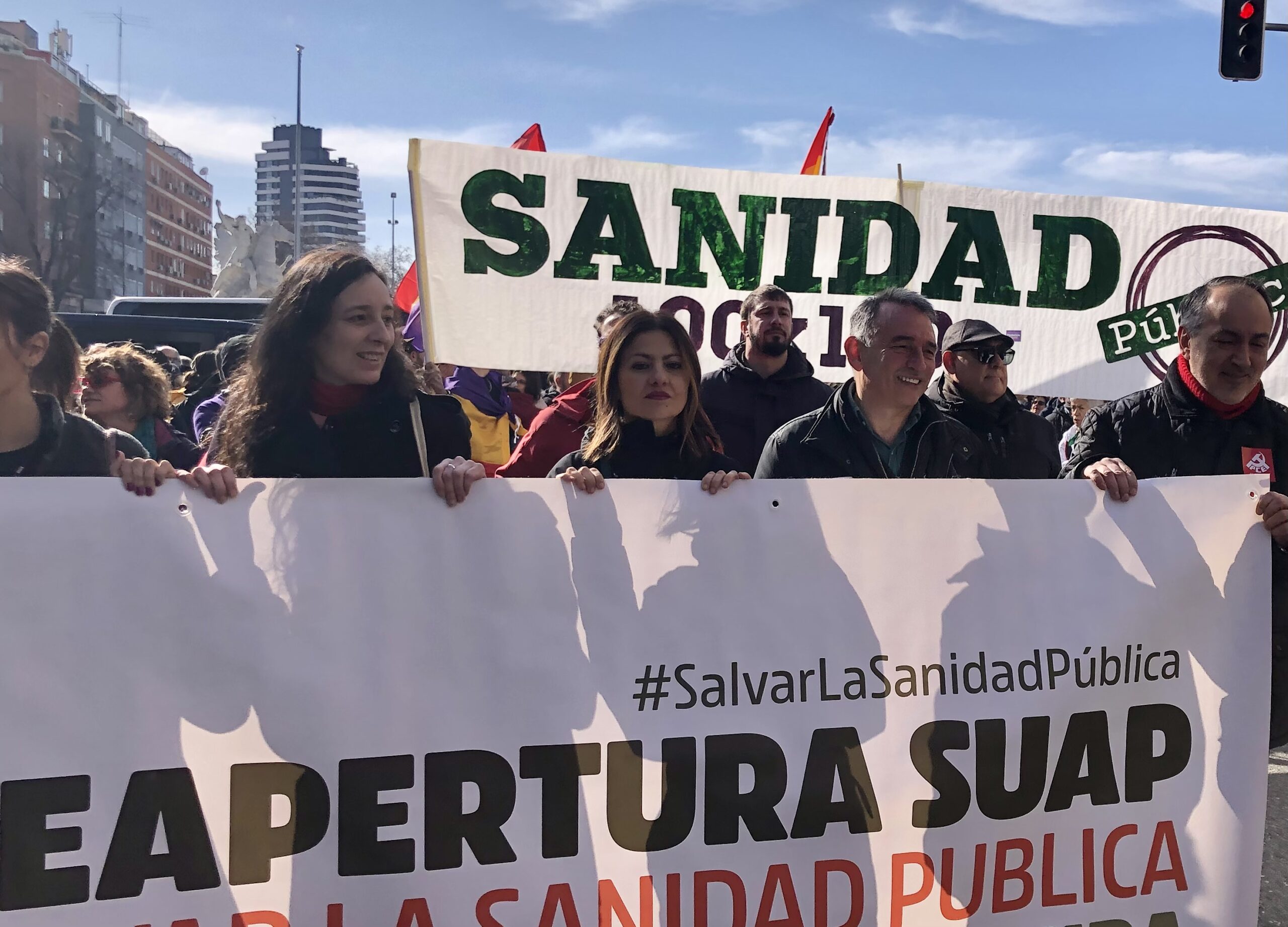 Rego Exige A Ayuso Desde La Manifestación En Defensa De La Sanidad Que “deje De Recortarnos La 7115