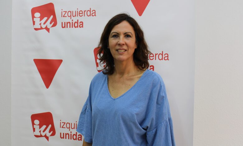 Eva García Sempere en la rueda de prensa de IU