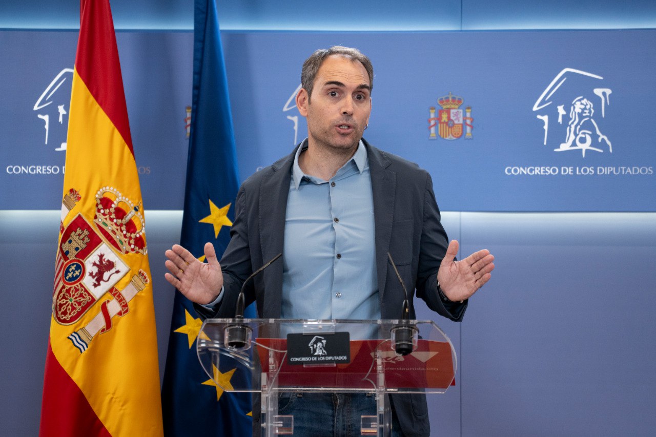 Toni Valero durante la rueda de prensa de esta mañana en el Congreso