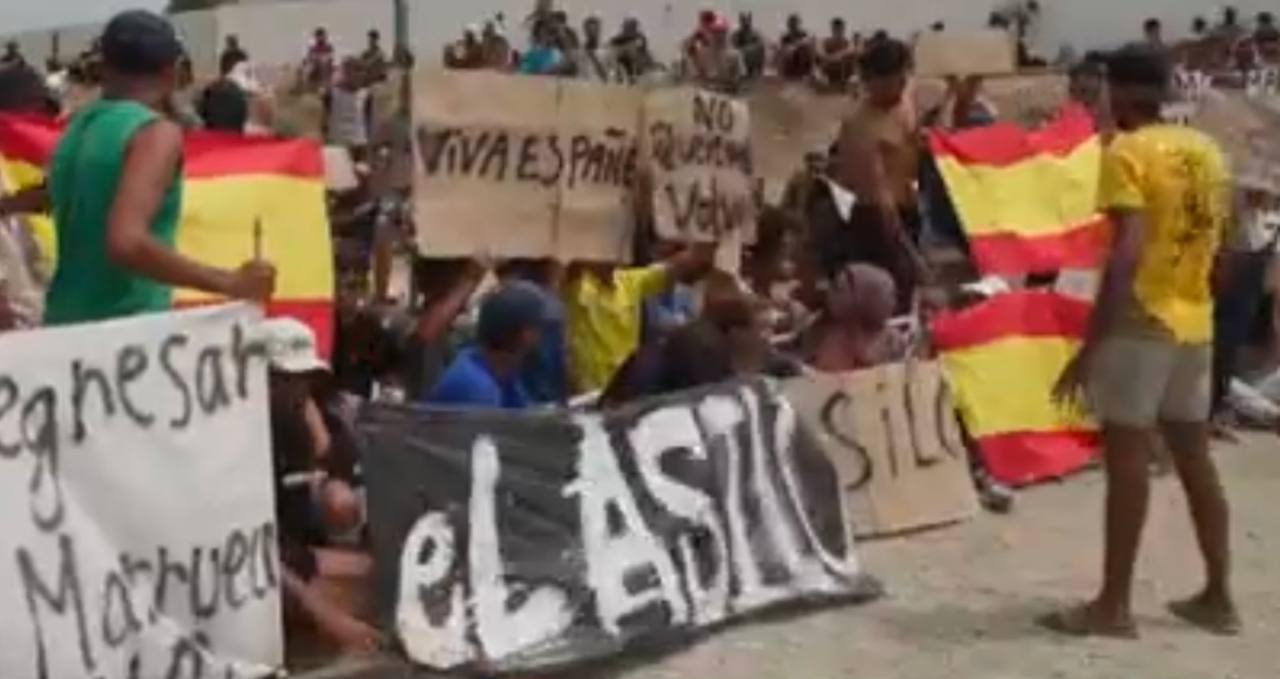 migrantes que permanecen en Ceuta tras la última entrada masiva de finales de julio