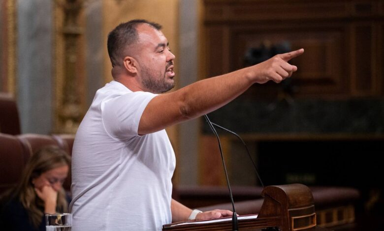 Nahuel González durante su intervención en el Pleno del Congreso de esta tarde