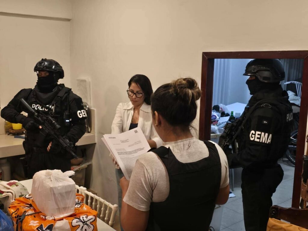 Izquierda Unida exige la liberación de Luisa González tras su detención en Ecuador
